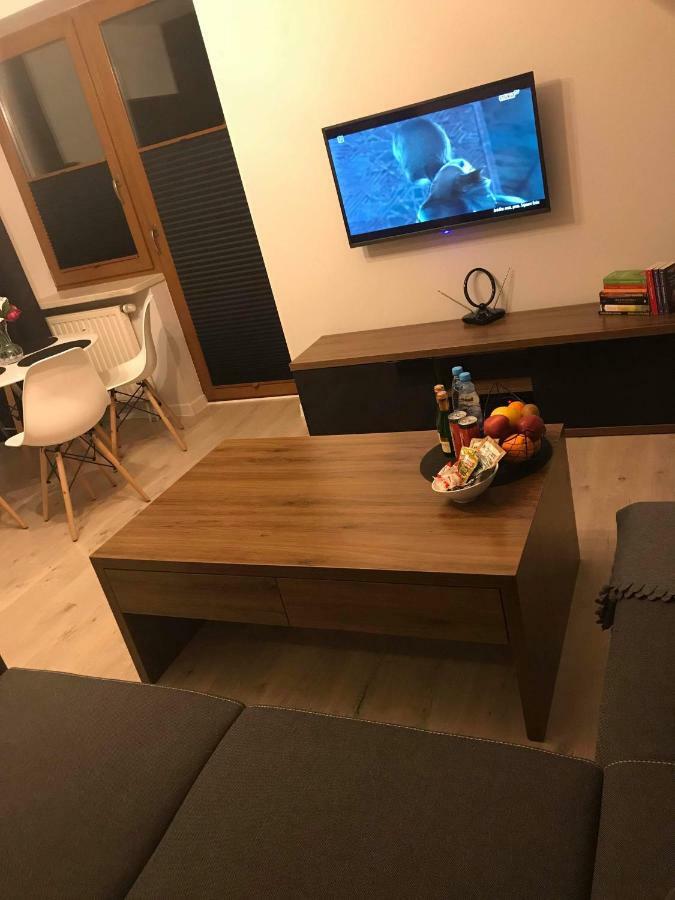 Black Rose Targi 3 Km, F-ry Vat Apartment *